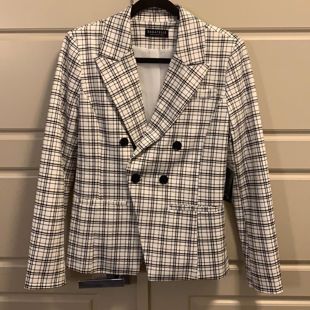 Black and white checkered Blazer!